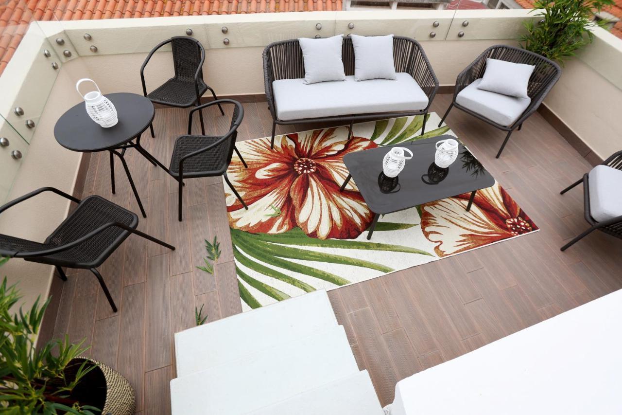 Glass Boutique - Rooms & Suites Marinha Grande Exterior foto